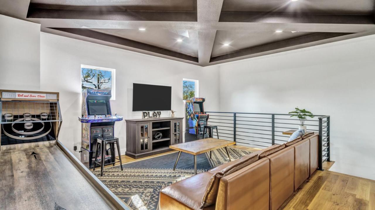Luxury Gameroom/Basketball Hoop Arlington Eksteriør bilde